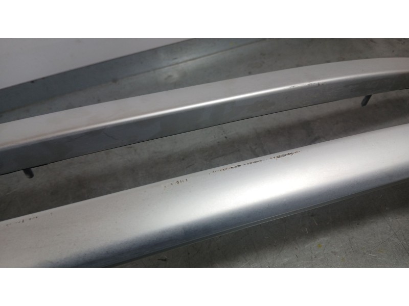 Recambio de barras techo para mg hs (as23) 1.5 ehs hybrid (csa6463) referencia OEM IAM A523R660057 ROZADA 