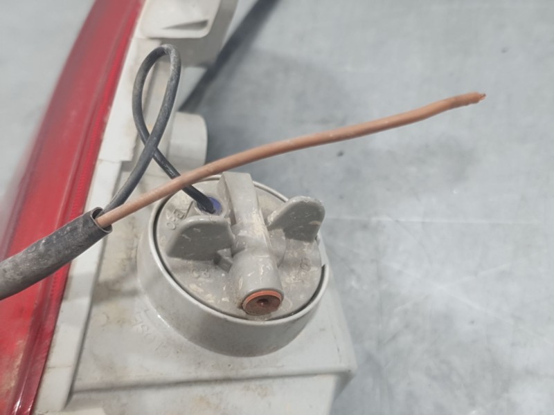 Recambio de piloto trasero derecho paragolpes para hyundai ix20 (jc) 1.4 crdi referencia OEM IAM 924051K0  