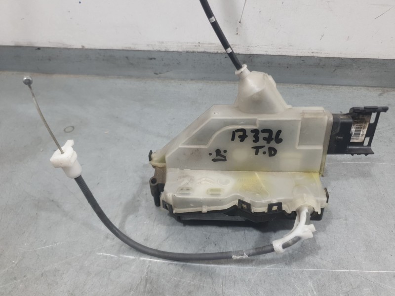 Recambio de cerradura puerta trasera derecha para peugeot 5008 (0u_, 0e_) 1.6 bluehdi 120 referencia OEM IAM 9800623980 3106M108