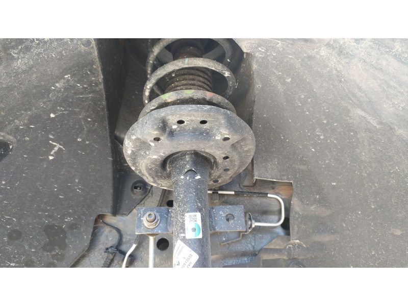 Recambio de amortiguador delantero derecho para dacia sandero iii 1.0 tce 90 referencia OEM IAM 543025485R  