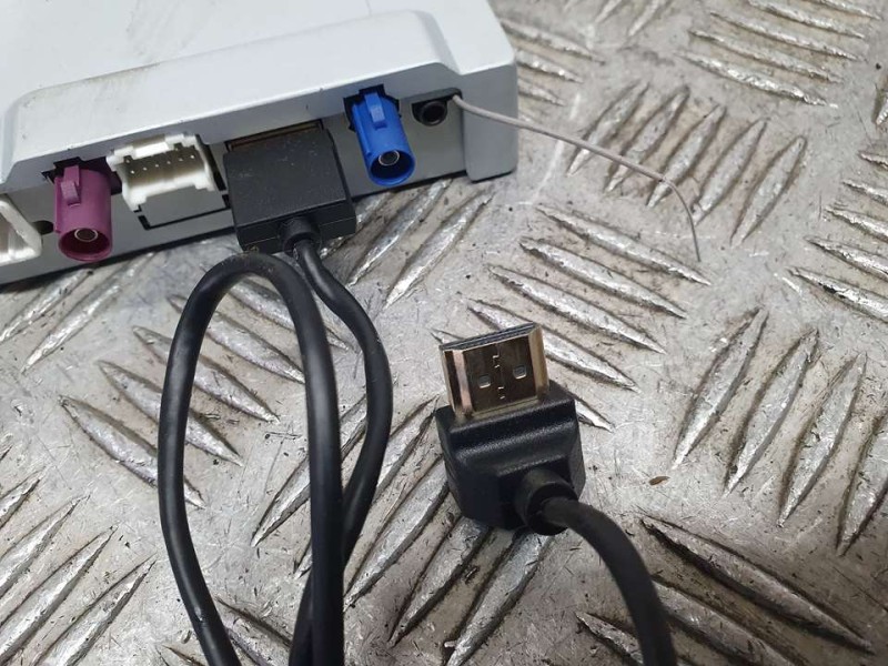 Recambio de sistema navegacion gps para bmw x4 (f26) xdrive 20d referencia OEM IAM H828CT5 0523B1001 NO ORIGINAL