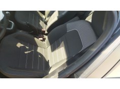 ASIENTO DELANTERO IZQUIERDO 