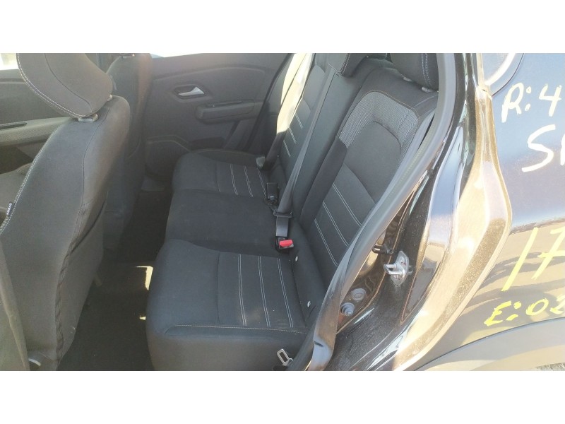 Recambio de asientos traseros para dacia sandero iii 1.0 tce 90 referencia OEM IAM   