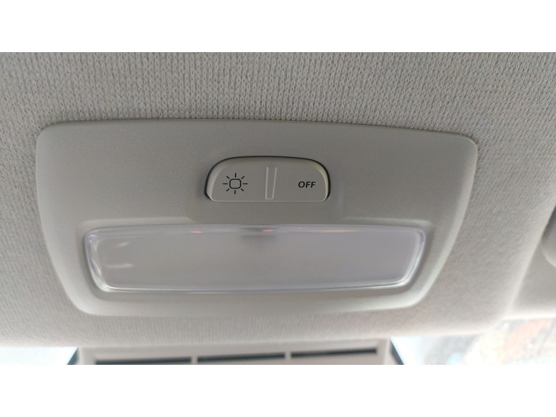 Recambio de luz interior para dacia sandero iii 1.0 tce 90 referencia OEM IAM 264307167R  
