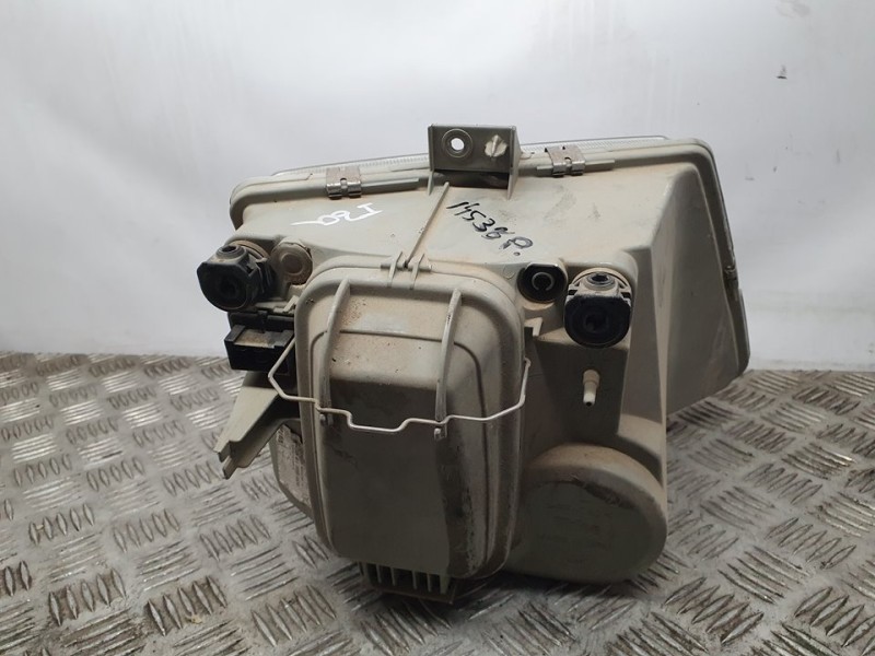 Recambio de faro izquierdo para mercedes-benz vito (w638) combi 110 d  (638.174) referencia OEM IAM SIN REF  