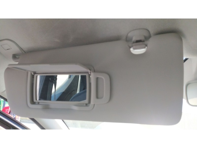 Recambio de parasol izquierdo para dacia sandero iii 1.0 tce 90 referencia OEM IAM 964011680R  