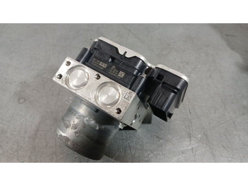 Recambio de abs para toyota yaris (_p21_, _pa1_, _ph1_) 1.5 hybrid (mxph11) referencia OEM IAM 44540K0140  970290