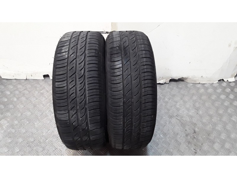 Recambio de neumatico pareja para neumaticos reutilizados - referencia OEM IAM 185601482H FIRESTONE 185/60/14/82H