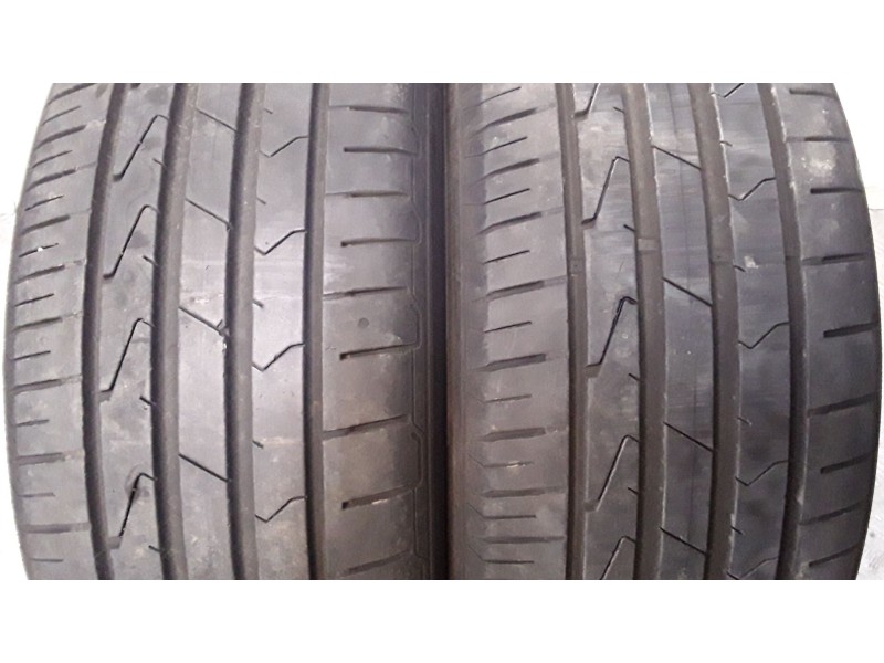 Recambio de neumatico pareja para neumaticos reutilizados - referencia OEM IAM 195551687W HANKOOK 195/55/16/87W