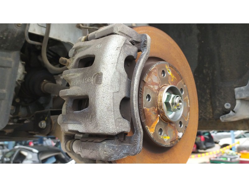 Recambio de pinza freno delantera izquierda para kg mobility korando (c300) 1.5 referencia OEM IAM 4811037100  