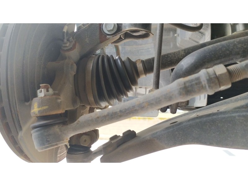 Recambio de mangueta delantera izquierda para kg mobility korando (c300) 1.5 referencia OEM IAM 4121037001  