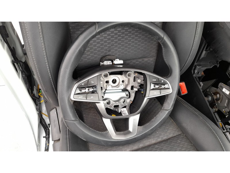 Recambio de volante para kg mobility korando (c300) 1.5 referencia OEM IAM 4611037200LBH  