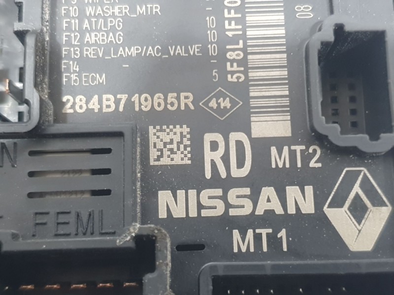 Recambio de caja reles / fusibles para dacia sandero iii 1.0 tce 90 referencia OEM IAM 284B719655  