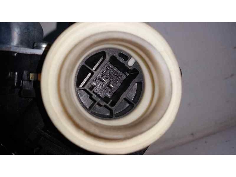 Recambio de elevalunas delantero izquierdo para toyota yaris active referencia OEM IAM  10 PINS 