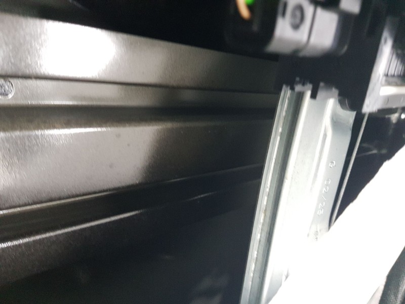 Recambio de elevalunas delantero izquierdo para dacia sandero iii 1.0 tce 90 referencia OEM IAM 807212698R  