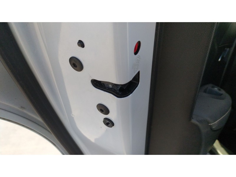 Recambio de cerradura puerta trasera izquierda para peugeot 2008 ii (ud_, us_, uy_, uj_, ur_, uc_) 1.2 puretech 100 referencia O