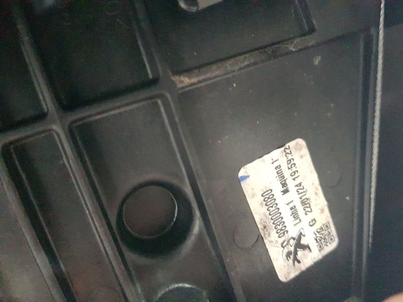 Recambio de elevalunas trasero izquierdo para peugeot 2008 ii (ud_, us_, uy_, uj_, ur_, uc_) 1.2 puretech 100 referencia OEM IAM