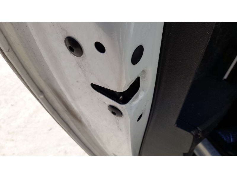 Recambio de cerradura puerta trasera izquierda para seat arona (kj7, kjp) 1.0 tgi referencia OEM IAM 5TA839015P  