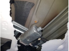 Recambio de elevalunas delantero derecho para citroën c3 iii (sx) 1.5 bluehdi 100 (sxyhyp, sxyhtu) referencia OEM IAM 9840154480