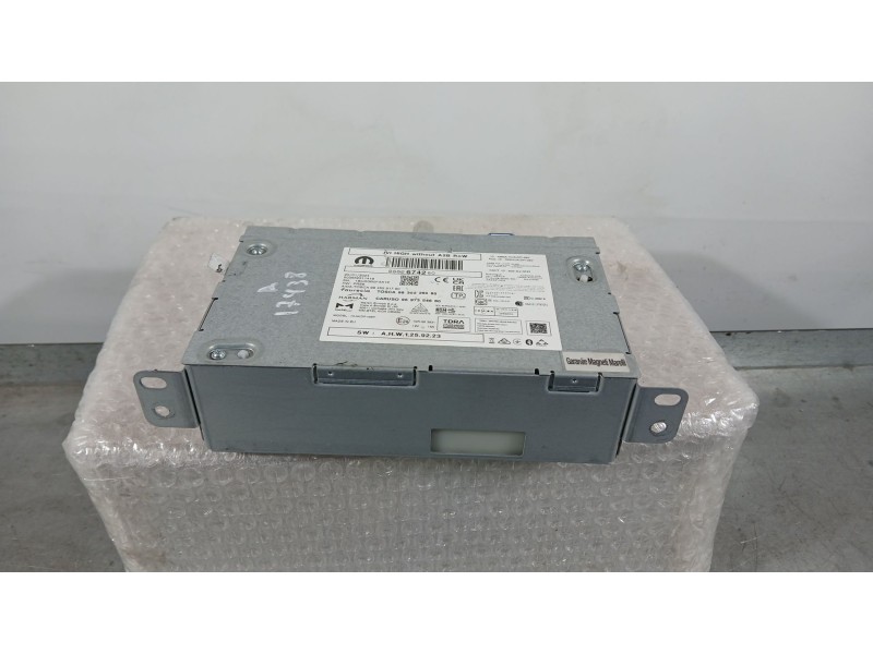Recambio de sistema audio / radio para peugeot 2008 ii (ud_, us_, uy_, uj_, ur_, uc_) 1.2 puretech 100 referencia OEM IAM 986267
