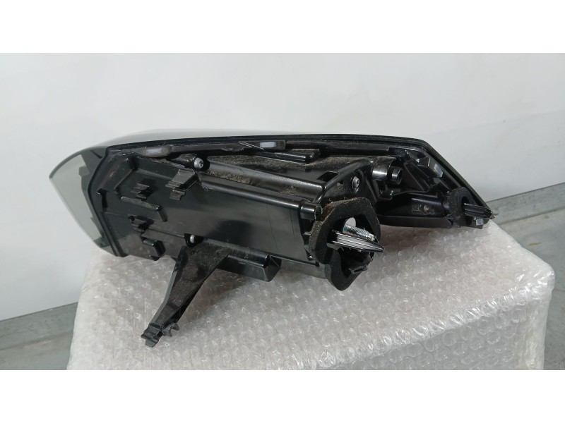 Recambio de piloto trasero izquierdo exterior para peugeot 2008 ii (ud_, us_, uy_, uj_, ur_, uc_) 1.2 puretech 100 referencia OE
