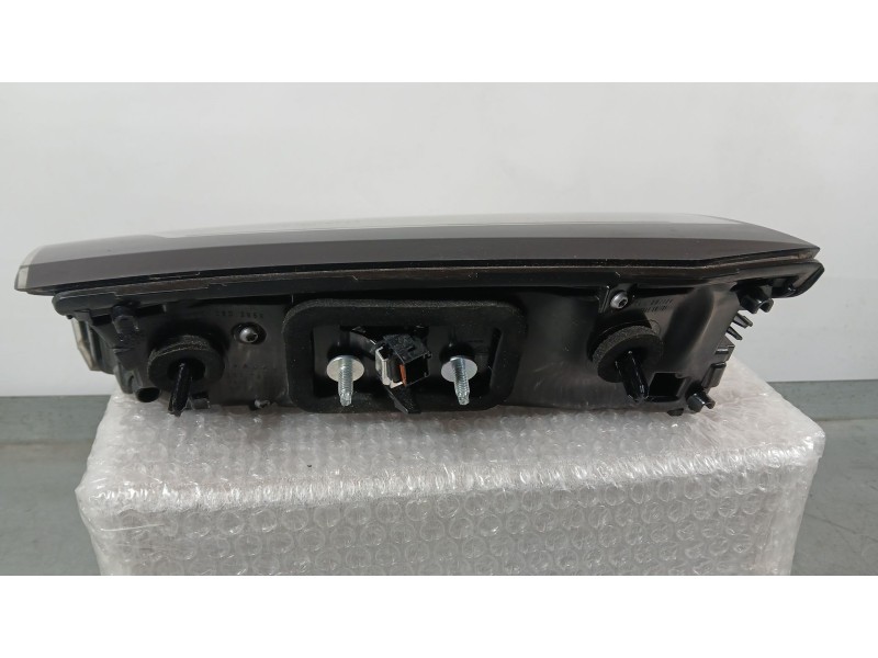 Recambio de piloto trasero izquierdo interior para peugeot 2008 ii (ud_, us_, uy_, uj_, ur_, uc_) 1.2 puretech 100 referencia OE