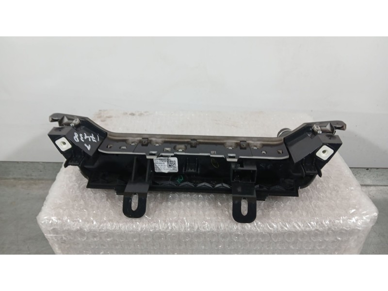 Recambio de mando climatizador para peugeot 2008 ii (ud_, us_, uy_, uj_, ur_, uc_) 1.2 puretech 100 referencia OEM IAM 98531848X