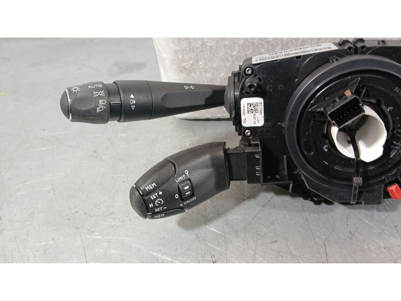 Recambio de mando luces y limpia para peugeot 2008 ii (ud_, us_, uy_, uj_, ur_, uc_) 1.2 puretech 100 referencia OEM IAM 9855295