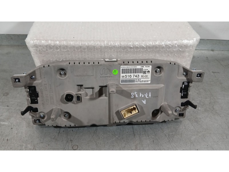 Recambio de cuadro instrumentos para peugeot 2008 ii (ud_, us_, uy_, uj_, ur_, uc_) 1.2 puretech 100 referencia OEM IAM 98516743