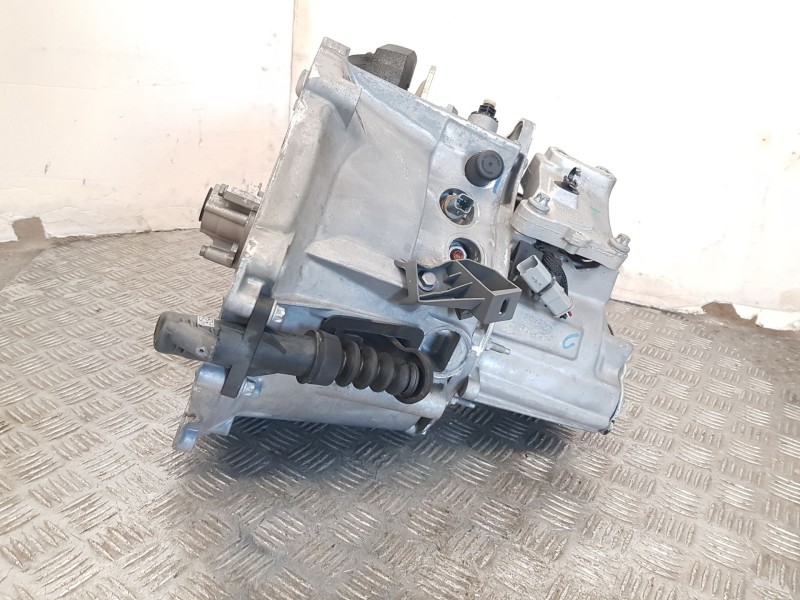 Recambio de caja cambios para opel corsa f (p2jo) 1.2 (68) referencia OEM IAM 20V256 1636249880 1362862