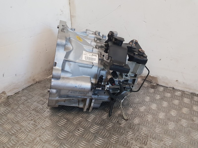 Recambio de caja cambios para kg mobility korando (c300) 1.5 referencia OEM IAM 3610037000 3102035320 