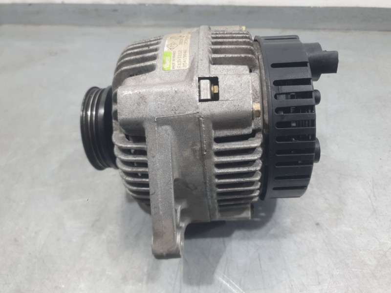 Recambio de alternador para renault megane i classic (la0/1_) 1.6 e (la0f, la0s) referencia OEM IAM 7700424583 2541984A VALEO