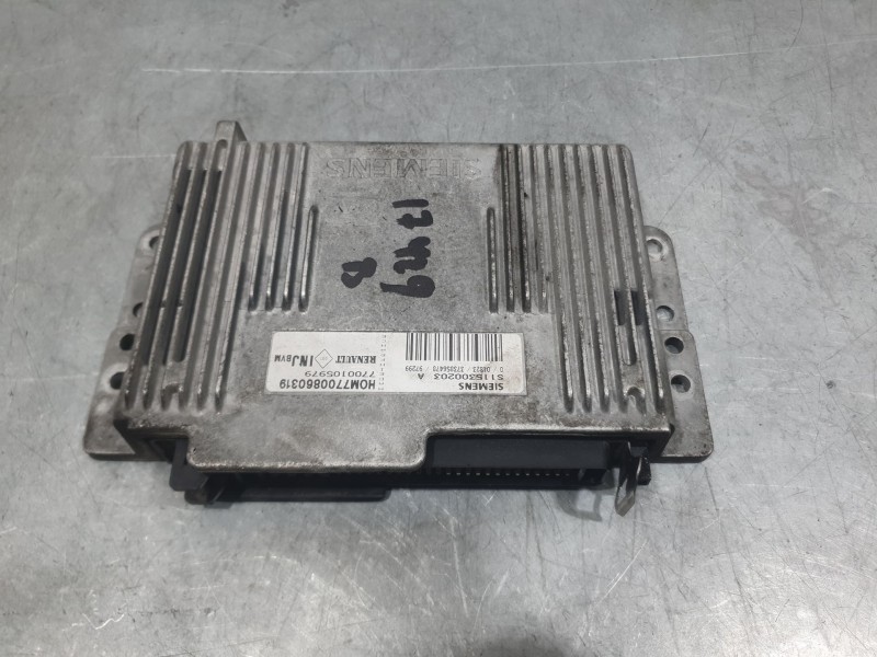 Recambio de centralita motor uce para renault megane i classic (la0/1_) 1.6 e (la0f, la0s) referencia OEM IAM 7700105979 S115300