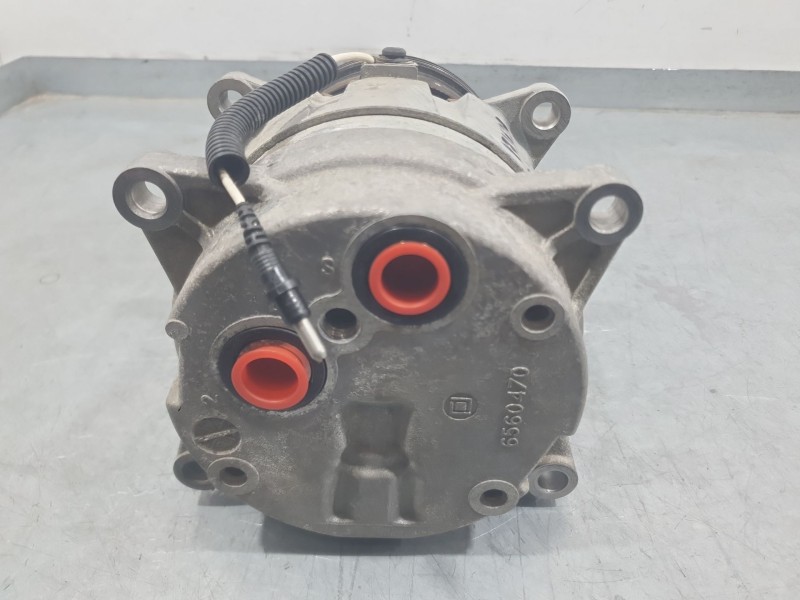 Recambio de compresor aire acondicionado para renault megane i classic (la0/1_) 1.6 e (la0f, la0s) referencia OEM IAM 7700273320