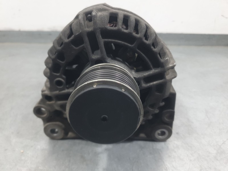 Recambio de alternador para seat toledo ii (1m2) 1.9 tdi referencia OEM IAM 038903023L 0124325001 