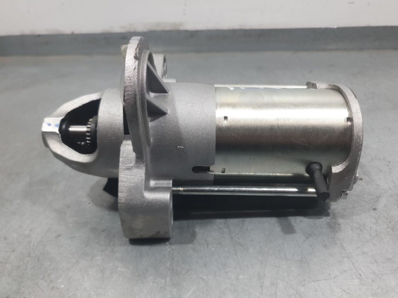 Recambio de motor arranque para dacia sandero iii 1.0 tce 90 referencia OEM IAM 233008820R KR3S11000AA COMSTAR