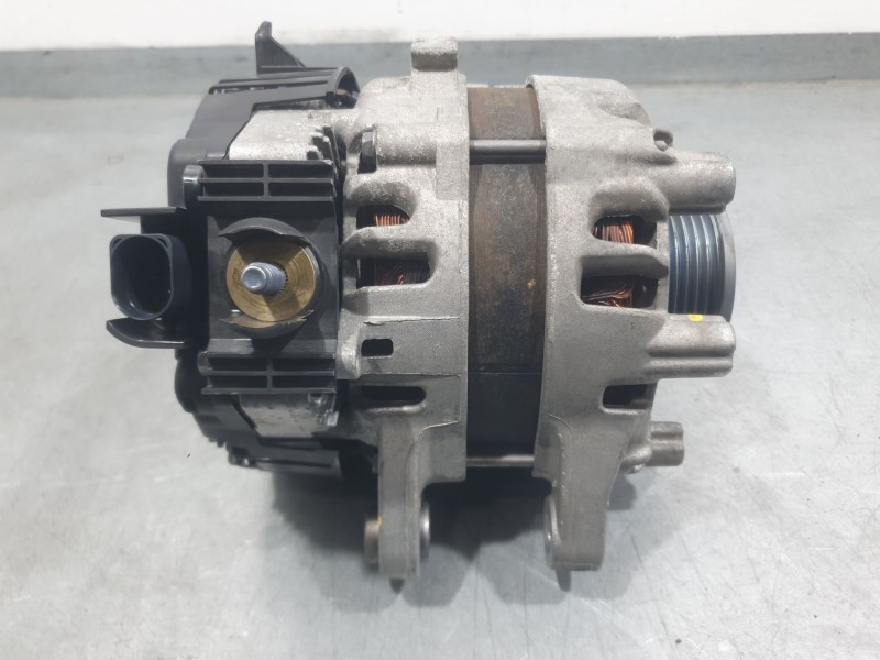 Recambio de alternador para fiat 500 (312_) 1.0 mild hybrid (312.ayd1b) referencia OEM IAM 522041910 721077194 VALEO