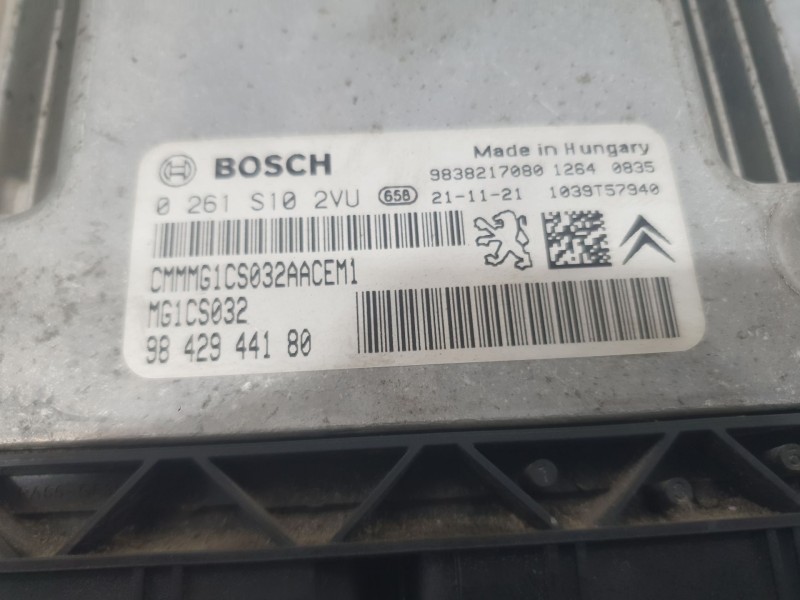 Recambio de centralita motor uce para opel corsa f (p2jo) 1.2 (68) referencia OEM IAM 9842944180 0261S102VU 