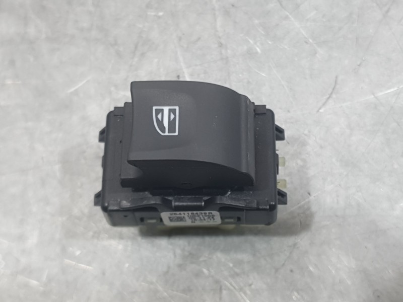 Recambio de mando elevalunas trasero izquierdo para dacia sandero iii 1.0 tce 90 referencia OEM IAM 254118439R  