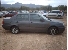 VOLKSWAGEN VENTO (1H2)