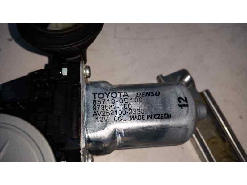 Recambio de elevalunas delantero derecho para toyota yaris active referencia OEM IAM  6 PINS ELECTRICO