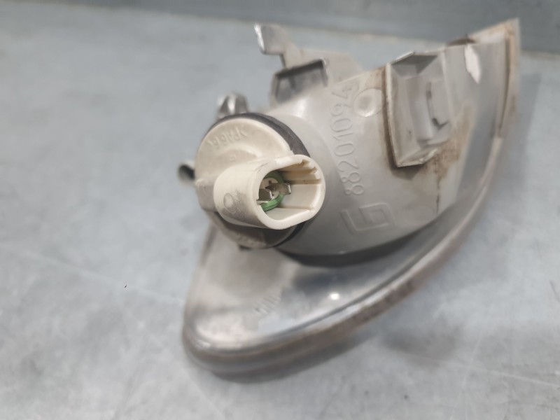 Recambio de piloto delantero izquierdo para renault megane i classic (la0/1_) 1.6 e (la0f, la0s) referencia OEM IAM 7700831466 8