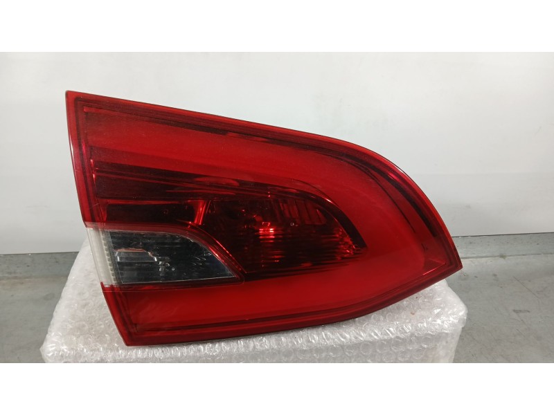 Recambio de piloto trasero izquierdo interior para peugeot 308 sw ii (lc_, lj_, lr_, lx_, l4_) 1.2 thp 130 referencia OEM IAM 96