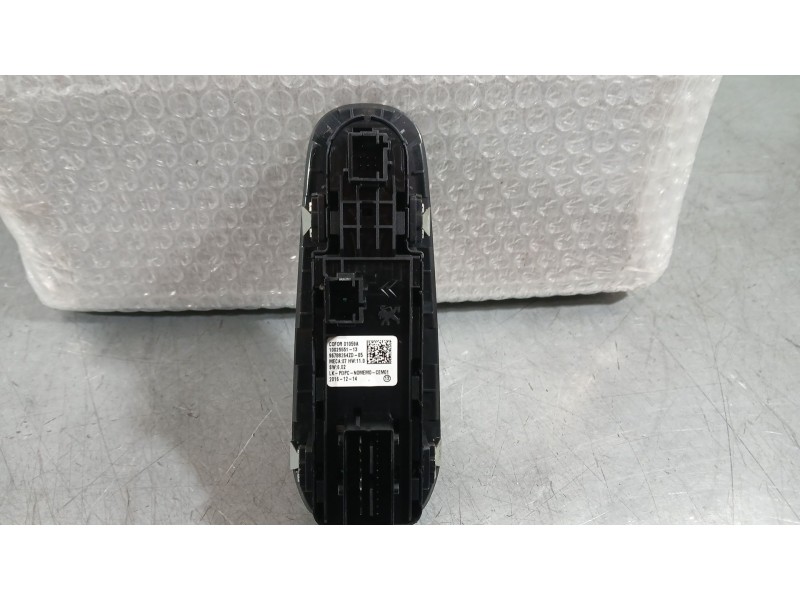 Recambio de mando elevalunas delantero izquierdo para peugeot 308 sw ii (lc_, lj_, lr_, lx_, l4_) 1.2 thp 130 referencia OEM IAM