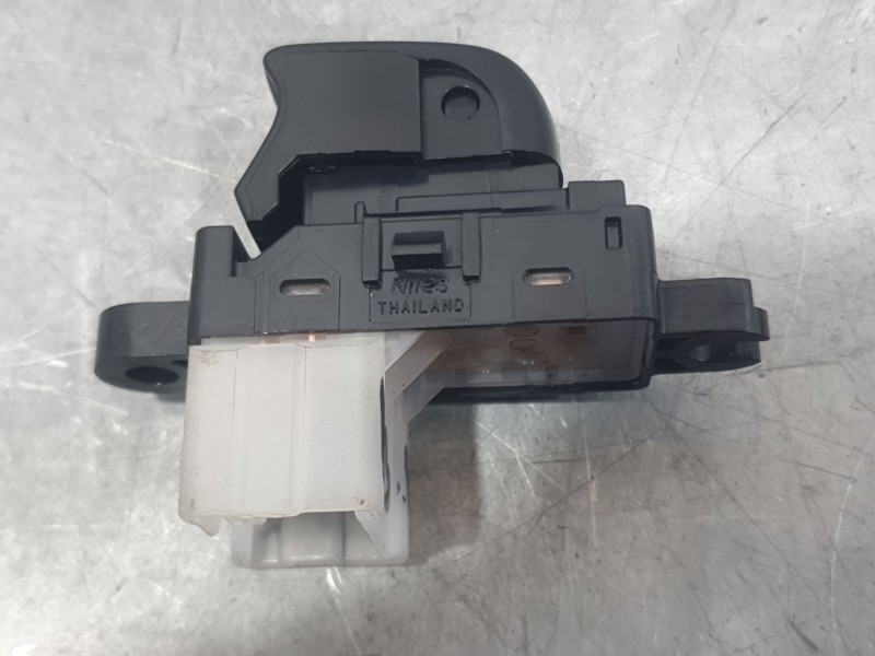 Recambio de mando elevalunas trasero derecho para nissan micra v (k14) 1.0 ig-t 100 referencia OEM IAM 254115FC0A 20211SD 