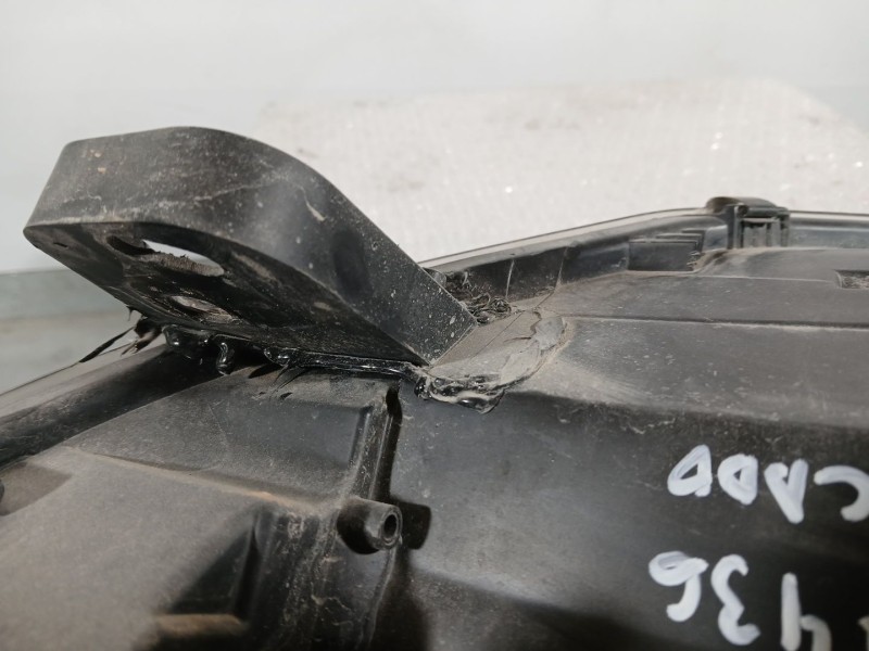 Recambio de faro derecho para peugeot 308 sw ii (lc_, lj_, lr_, lx_, l4_) 1.2 thp 130 referencia OEM IAM 9677522980 AL AUTOMOTIV