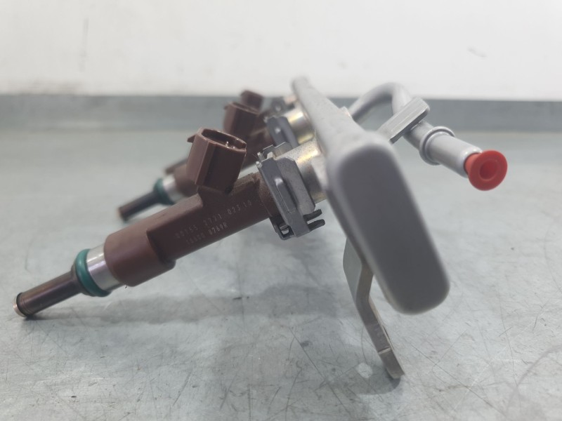 Recambio de rampa inyectora para nissan micra v (k14) 1.0 ig-t 100 referencia OEM IAM 175204021R  