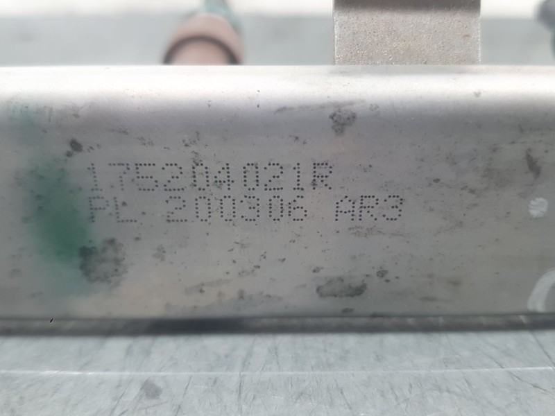 Recambio de rampa inyectora para nissan micra v (k14) 1.0 ig-t 100 referencia OEM IAM 175204021R  