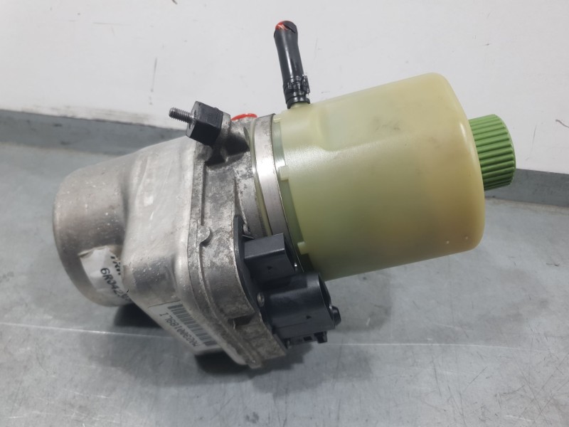 Recambio de bomba direccion electrica para volkswagen polo v (6r1, 6c1) 1.6 tdi referencia OEM IAM 6R0423156B TD5 TRW