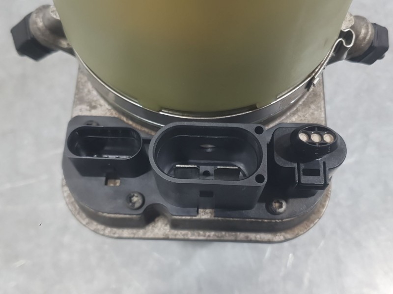 Recambio de bomba direccion electrica para volkswagen polo v (6r1, 6c1) 1.6 tdi referencia OEM IAM 6R0423156B TD5 TRW